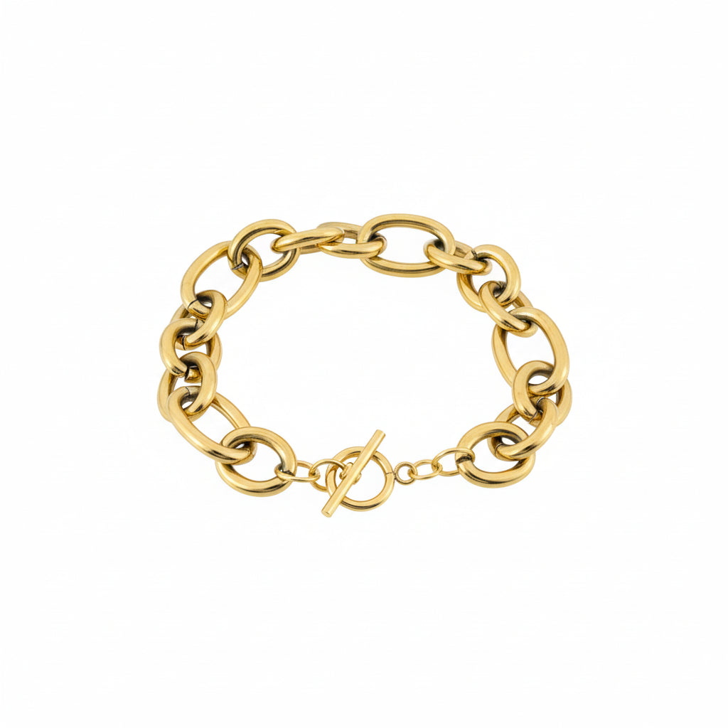 Gold Chunky Cross-Link Toggle Chain Bracelet